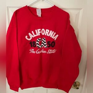 NWOT California 1950 Golden State Crew Neck Sweatshirt. XL RED